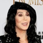 Сына Шер арестовали за причинение ущерба на сумму $2700