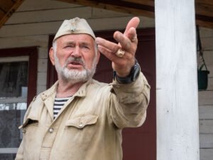 Тайна деревни Гарницы: история поиска дома Трофима Рябинина