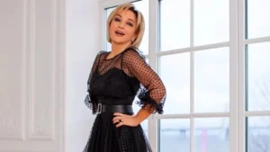 Татьяна Буланова удивила поклонников беременными танцовщицами