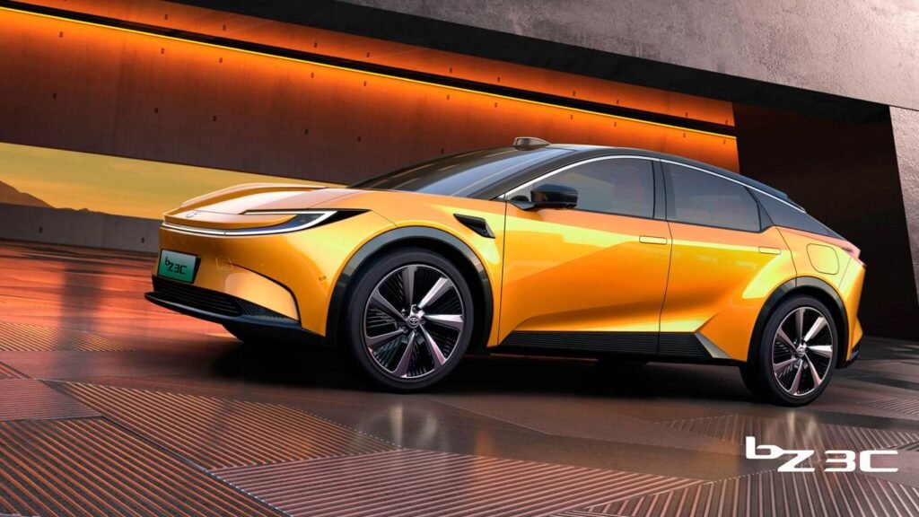 Toyota зависит от китайских технологий в электромобилях