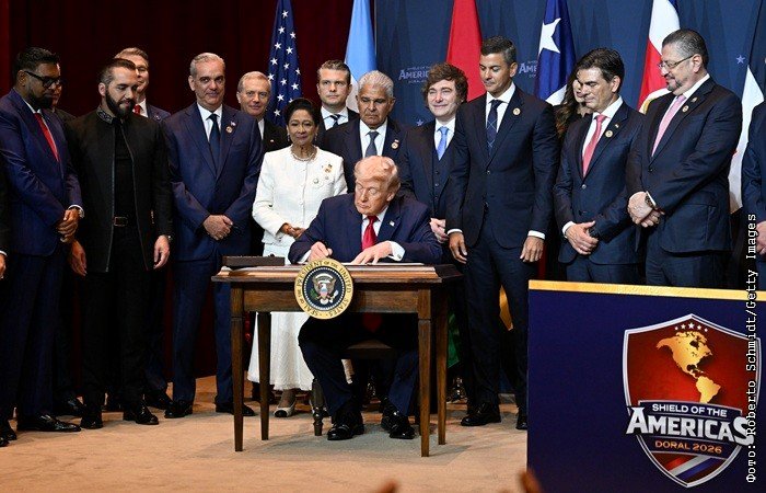 Трамп создает военную коалицию против наркоторговли в Латинской Америке