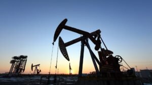 Цены на нефть в 2026 году: прогнозы и сценарии для мирового энергетического рынка