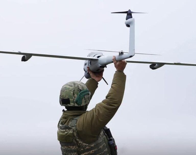 Уфа под атакой: дроны с Украины повредили многоэтажку