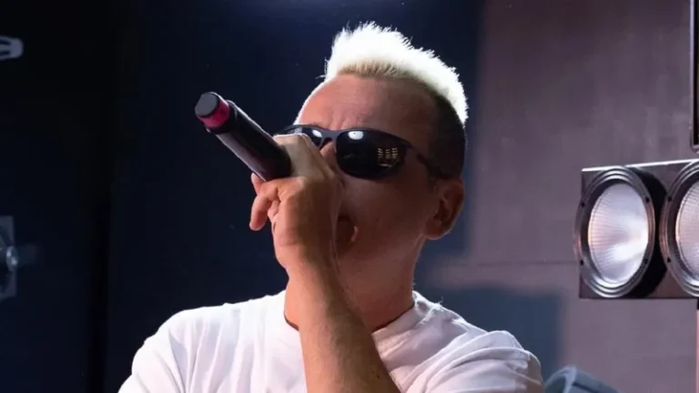 Умерла Мария Аморалова, жена лидера группы 'Отпетые мошенники'