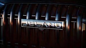 В Петербурге запустили производство автомобилей Jeland