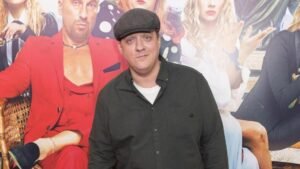 Вдова Романа Попова полгода пытается продать дом за 47 миллионов