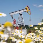 Власти РФ обсудят с нефтяниками запрет на экспорт бензина