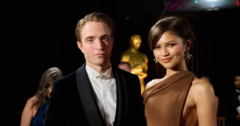 Зендая блистала на «Оскаре» 2026: шоколадное платье и бриллиантовое кольцо