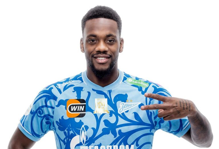 «Зенит» сыграет с «Оренбургом» в особой форме в честь 8 марта