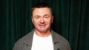 Звезда «Физрука» оказалась в центре скандала: жена обвинила мужа в изменах