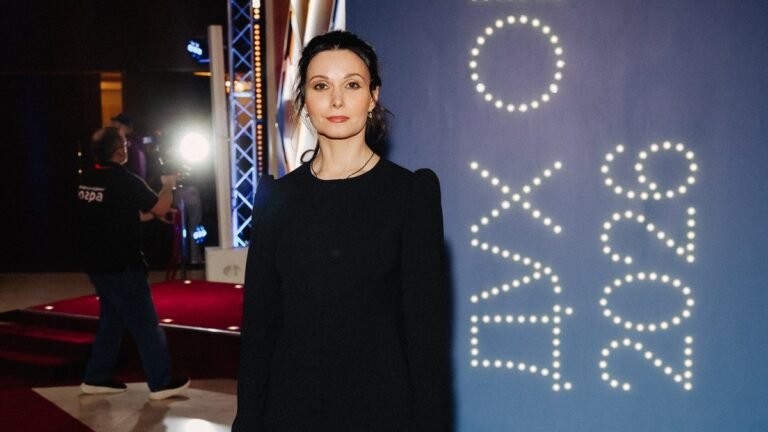 Звезды на закрытии кинофестиваля «Дух огня 2026»: Бондарчук, Ярмольник, Урсуляк