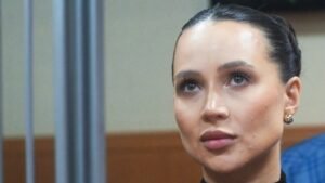 Звезды России поддерживают Лерчек в борьбе с раком