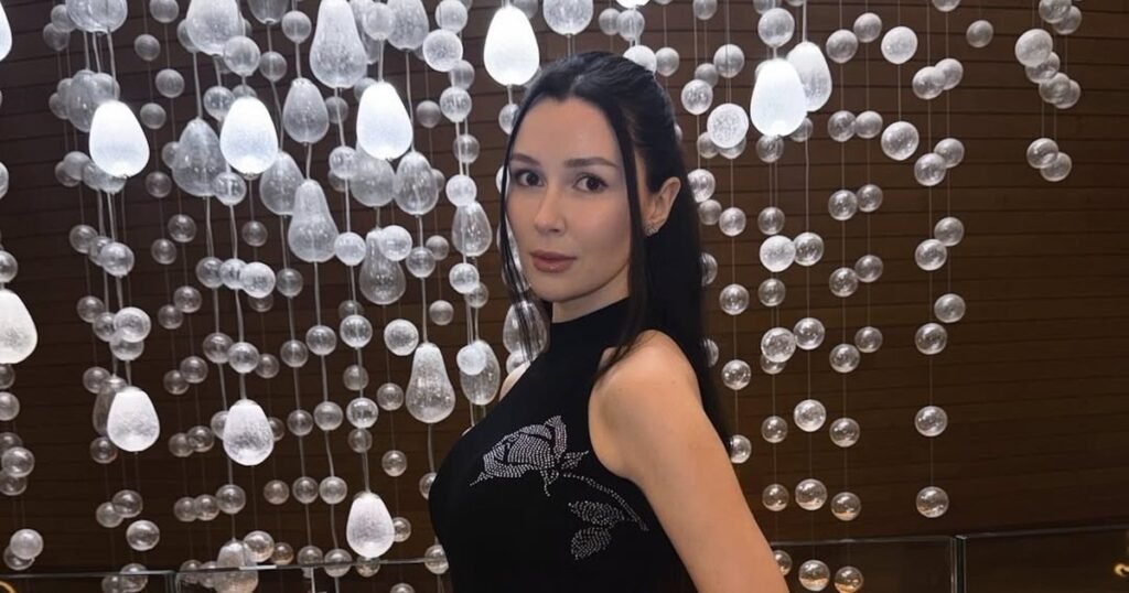 Анна Заворотнюк трогательно поздравила маму с юбилеем