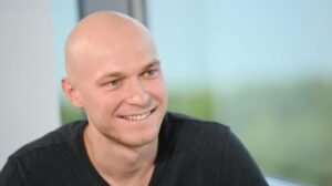 Билеты на «Гамлета» с Юрой Борисовым раскупили за день