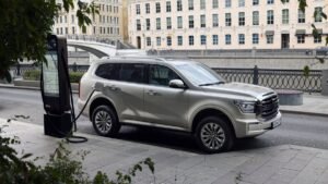 Импорт легковых автомобилей в Россию вырос на 40% в марте