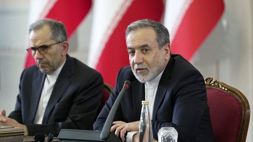 Иран оценил возможность участия в переговорах в Исламабаде