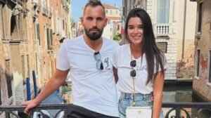 Ксения Бородина и Николай Сердюков отдыхают в Дагестане во время наводнения