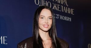 Новый стилист превратил Анастасию Решетову в беспризорника