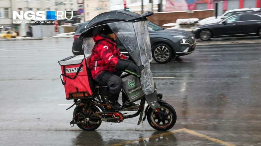 Парадоксы российской экономики: курьеров не хватает, а их отстраняют тысячами