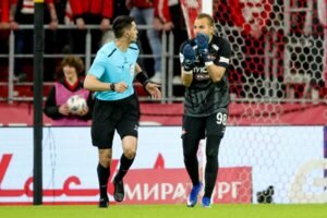 Разбор судейства в дерби «Спартак» — «Локо»: ошибки и решения Инала Танашева