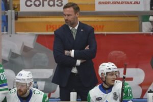 «Салават Юлаев» и «Автомобилист» сразятся в шестом матче серии