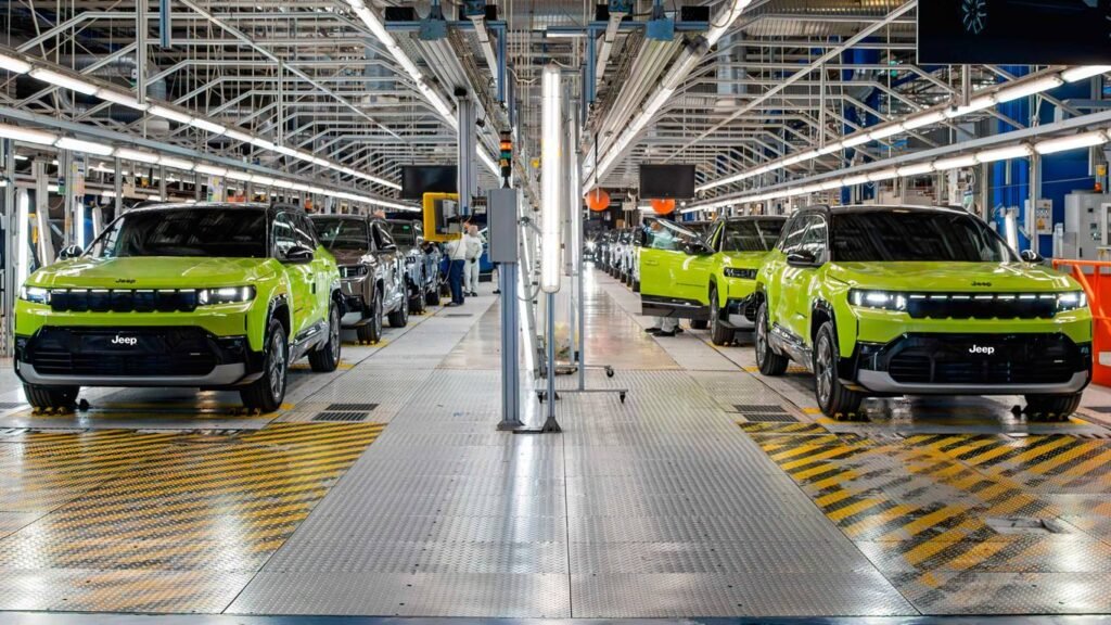 Stellantis расширяет штат: 10 тысяч новых сотрудников