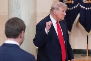 Трамп грозит Ирану ударами по электростанциям, Тегеран готовит ответ